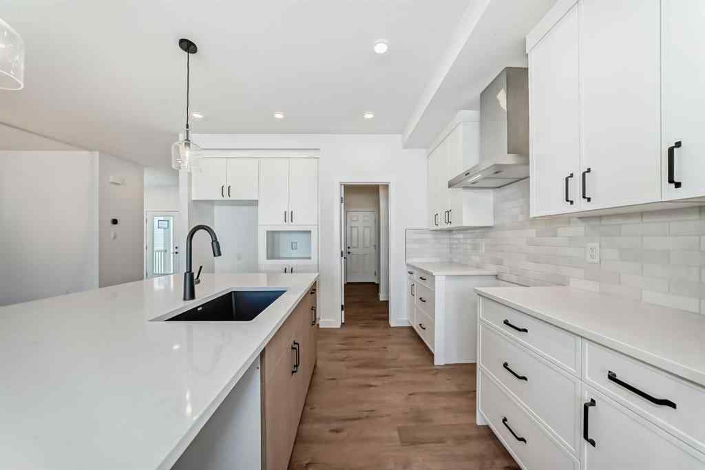 MLS® A2260490 - 39 Bartlett Row SE in Rangeview Calgary, Residential