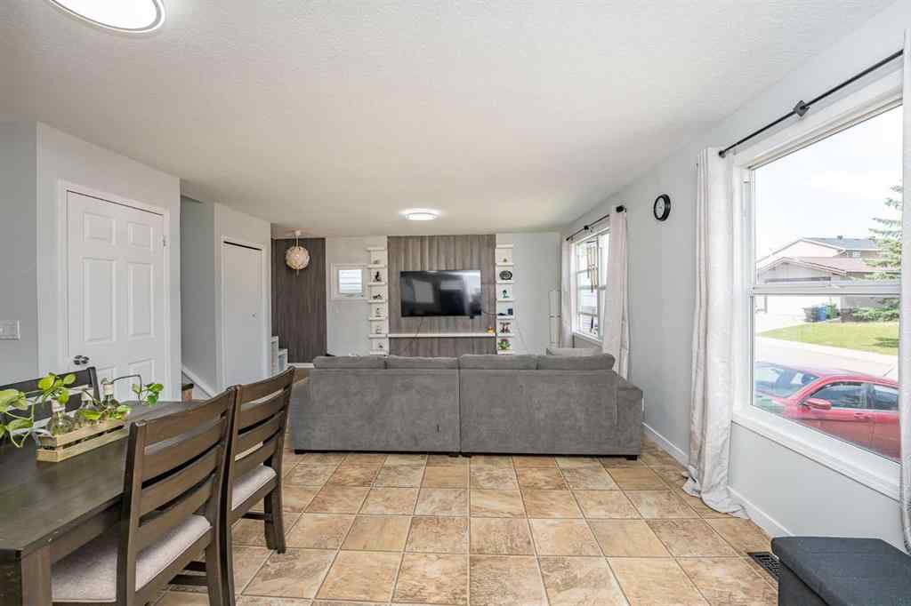 MLS® A2260492 - 123 Castleglen Road NE in Castleridge Calgary, Residential