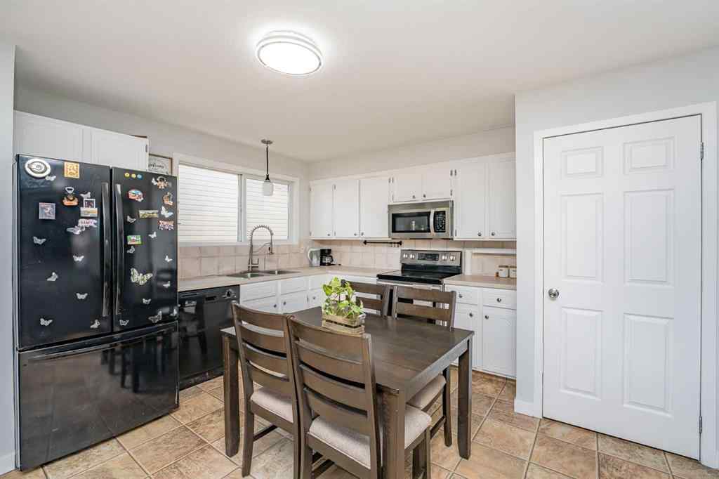 MLS® A2260492 - 123 Castleglen Road NE in Castleridge Calgary, Residential