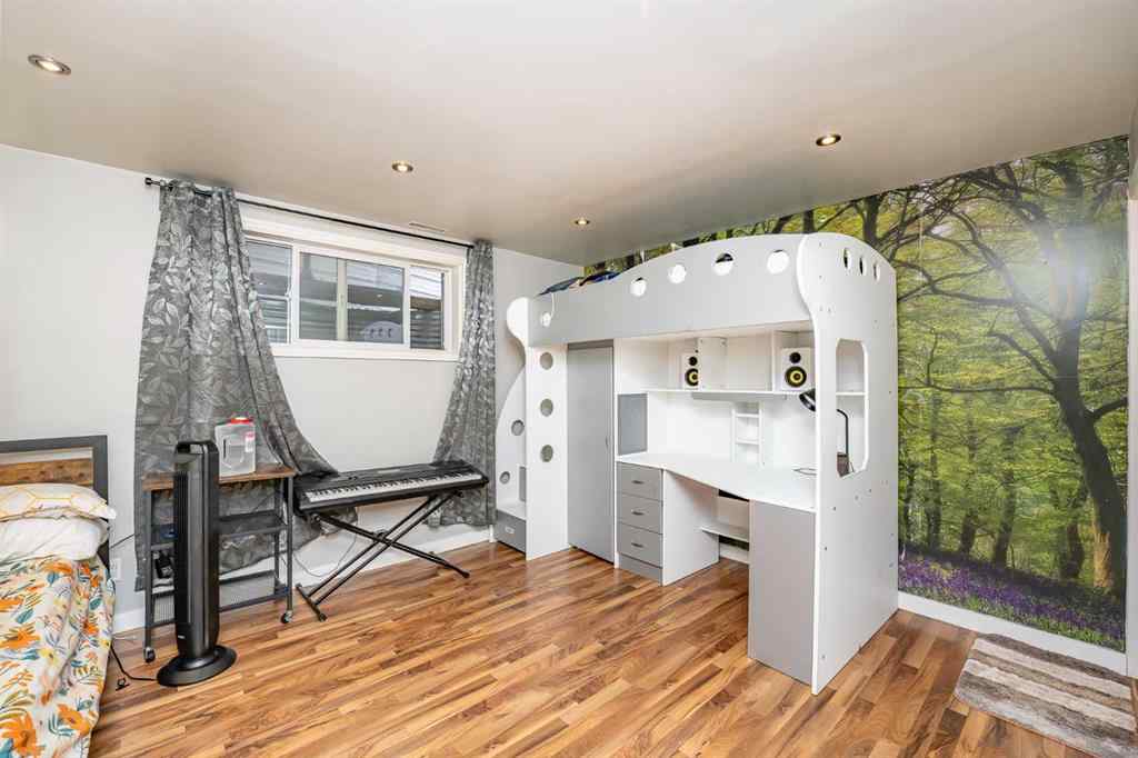 MLS® A2260492 - 123 Castleglen Road NE in Castleridge Calgary, Residential