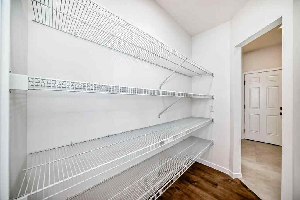 MLS® A2260494 - 29 Bartlett Way SE in Rangeview Calgary, Residential