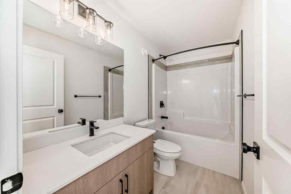 MLS® A2260500 - 81 Southborough Square  in Southbow Landing Cochrane, Residential