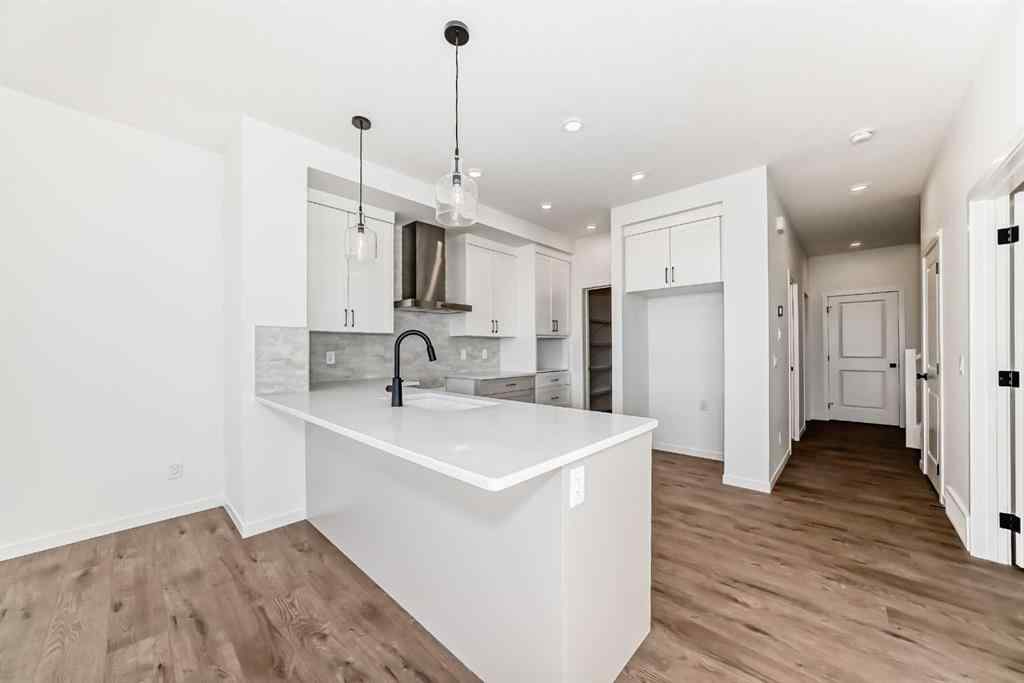 MLS® A2260500 - 81 Southborough Square  in Southbow Landing Cochrane, Residential