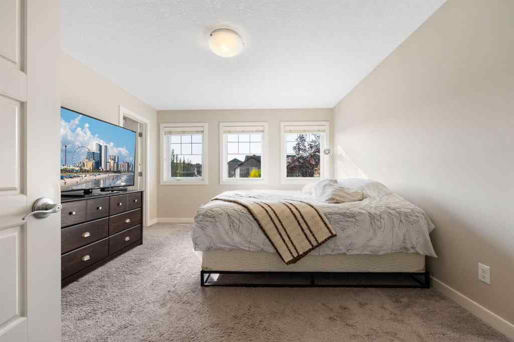 MLS® A2260502 - 240 Sage Bank Grove NW in Sage Hill Calgary, Residential