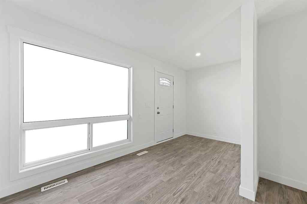 MLS® A2260505 - Unit #4 220 Erin Mount Crescent SE in Erin Woods Calgary, Residential