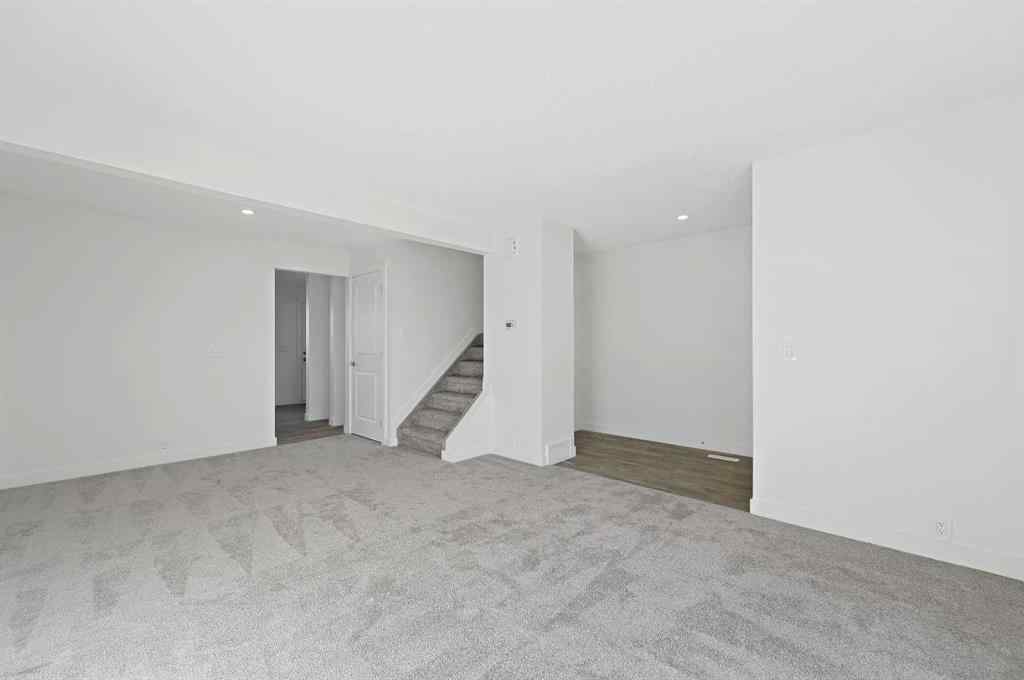 MLS® A2260505 - Unit #4 220 Erin Mount Crescent SE in Erin Woods Calgary, Residential