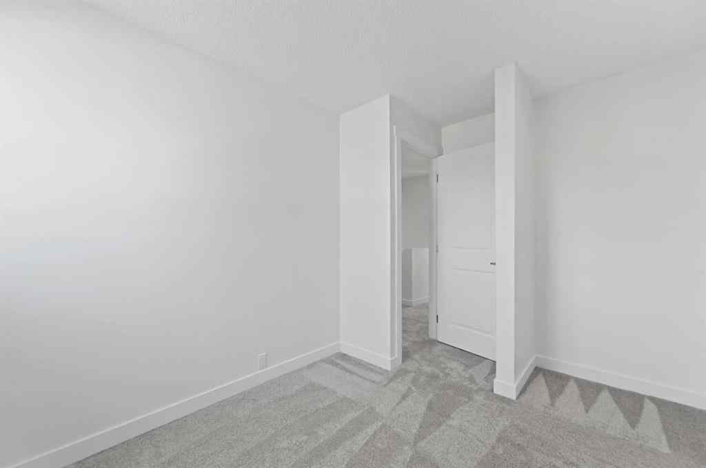 MLS® A2260505 - Unit #4 220 Erin Mount Crescent SE in Erin Woods Calgary, Residential