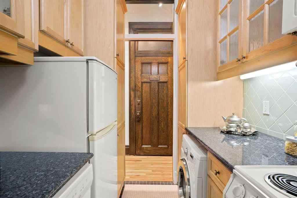 MLS® A2260510 - Unit #201 804 18 Avenue SW in Lower Mount Royal Calgary, Residential