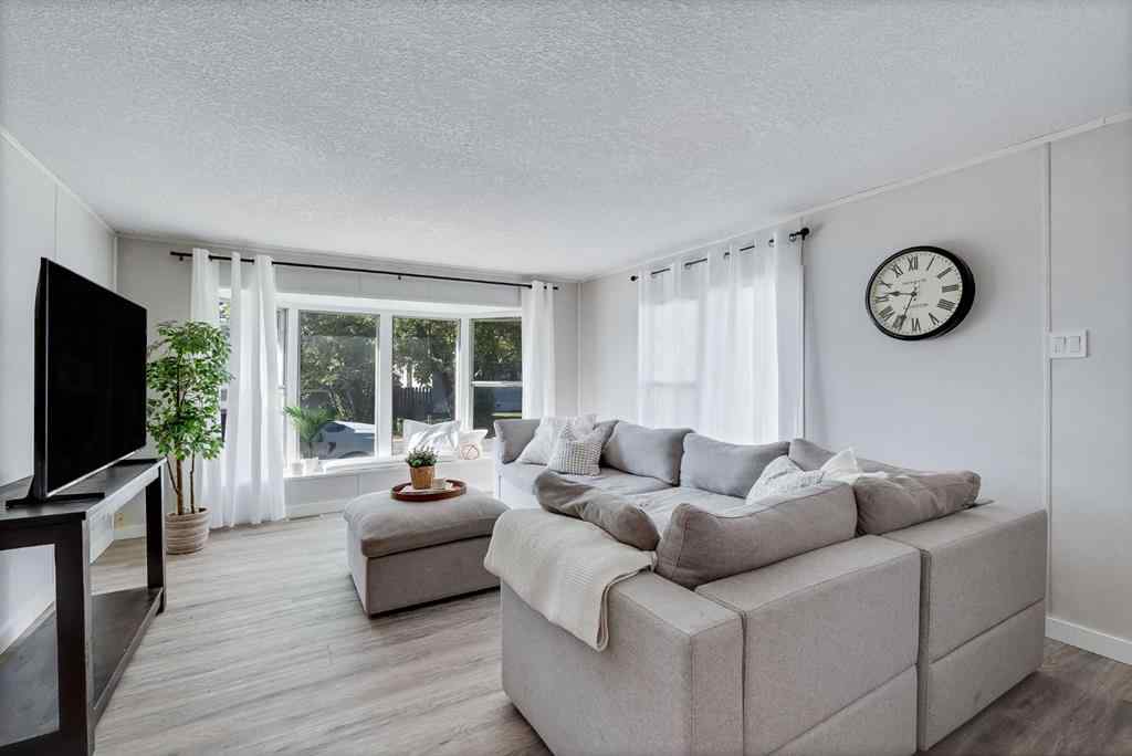 MLS® A2260511 - 265 Big Hill Circle SE in Big Springs Airdrie, Residential