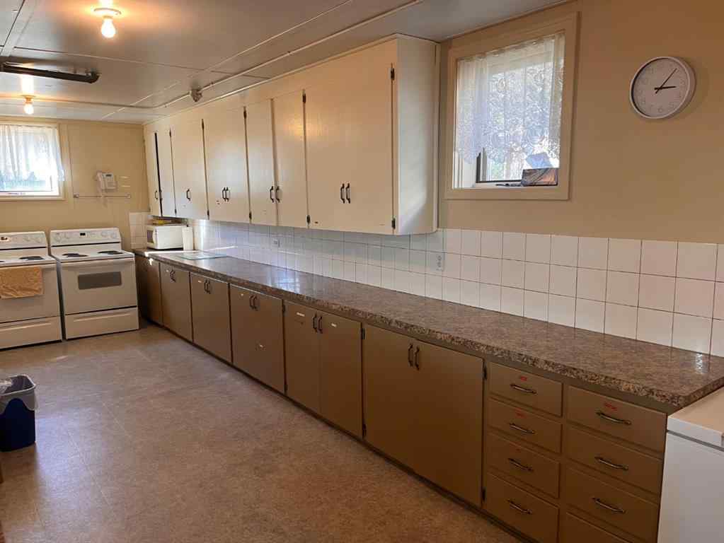 MLS® A2260513 - 401 Main Street  NW in NONE Milk River, Commercial