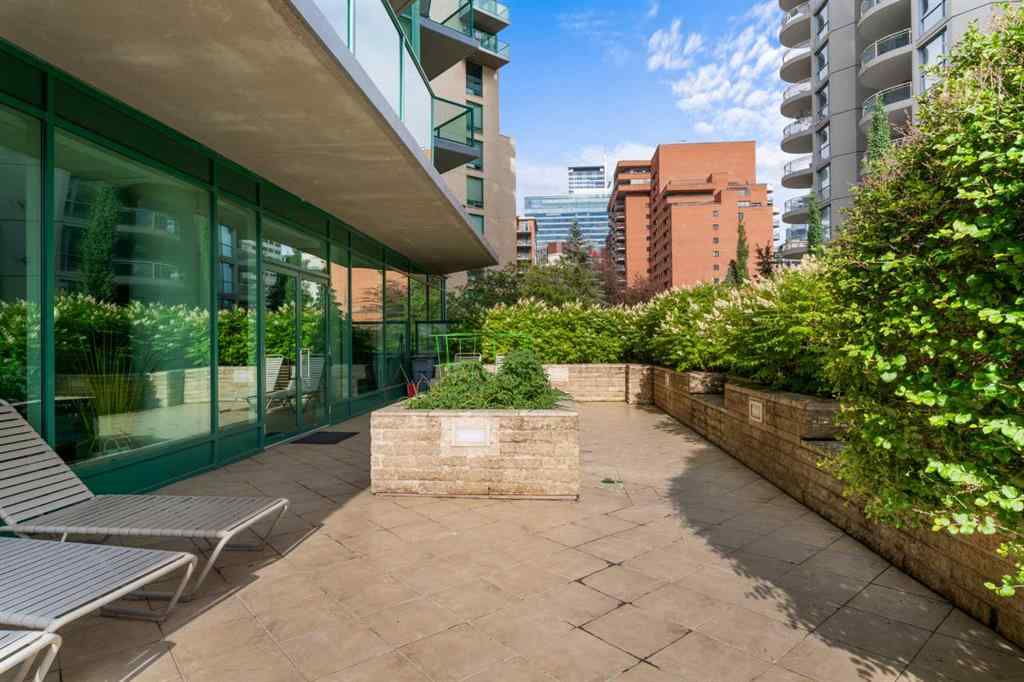 MLS® A2260529 - Unit #501 837 2 Avenue SW in Eau Claire Calgary, Residential