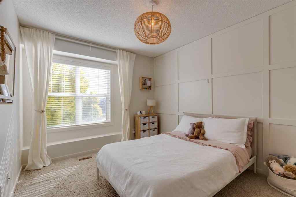 MLS® A2260530 - 44 Evansborough Common NW in Evanston Calgary, Residential