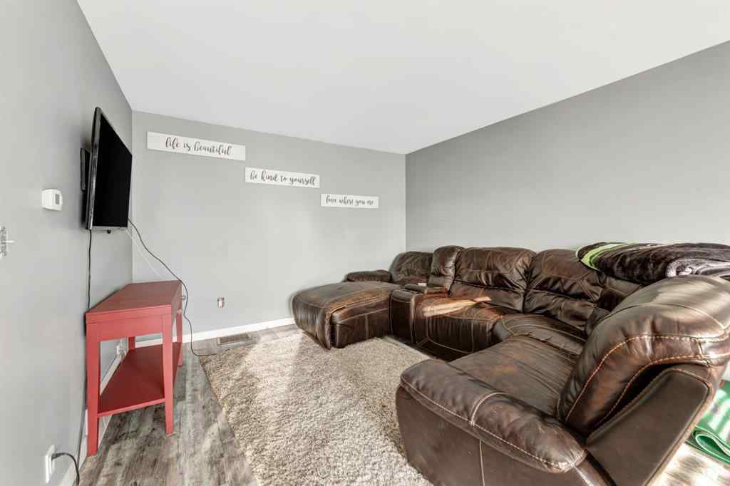 MLS® A2260533 - 5608 49 Avenue  in North Lloydminster Lloydminster, Residential