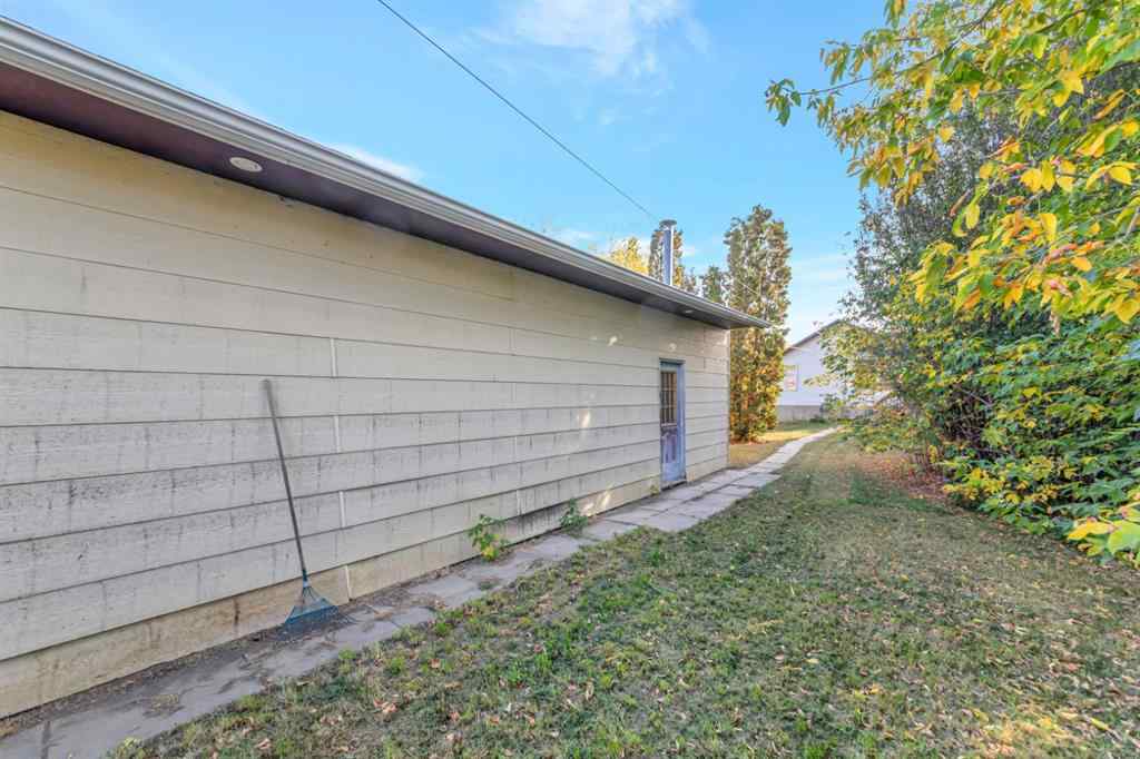 MLS® A2260533 - 5608 49 Avenue  in North Lloydminster Lloydminster, Residential