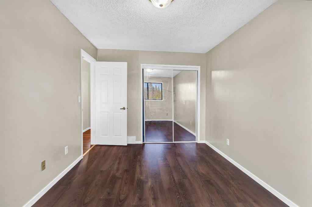 MLS® A2260534 - 116 Shawmeadows Road SW in Shawnessy Calgary, Residential