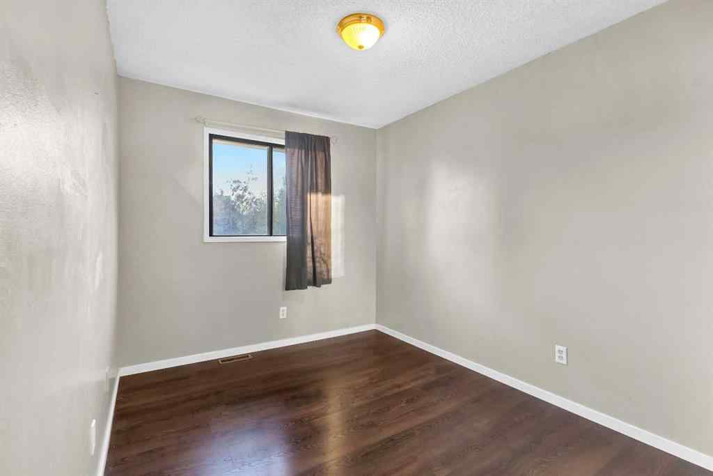 MLS® A2260534 - 116 Shawmeadows Road SW in Shawnessy Calgary, Residential