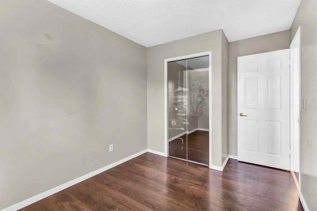 MLS® A2260534 - 116 Shawmeadows Road SW in Shawnessy Calgary, Residential