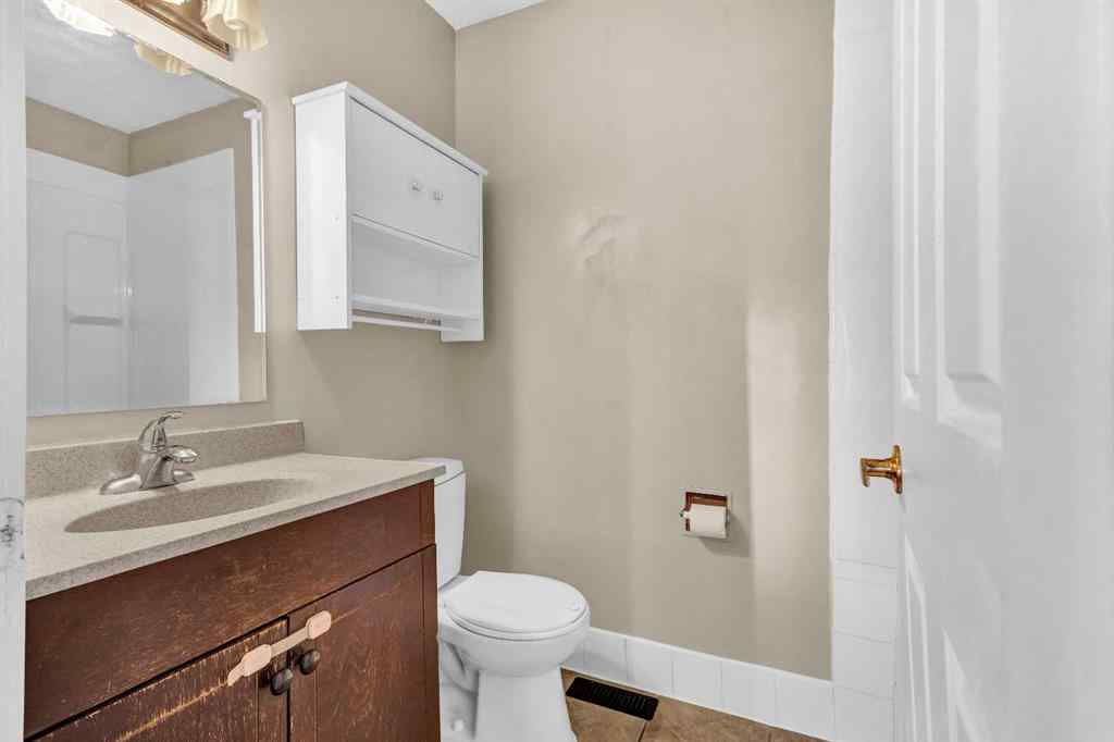 MLS® A2260534 - 116 Shawmeadows Road SW in Shawnessy Calgary, Residential