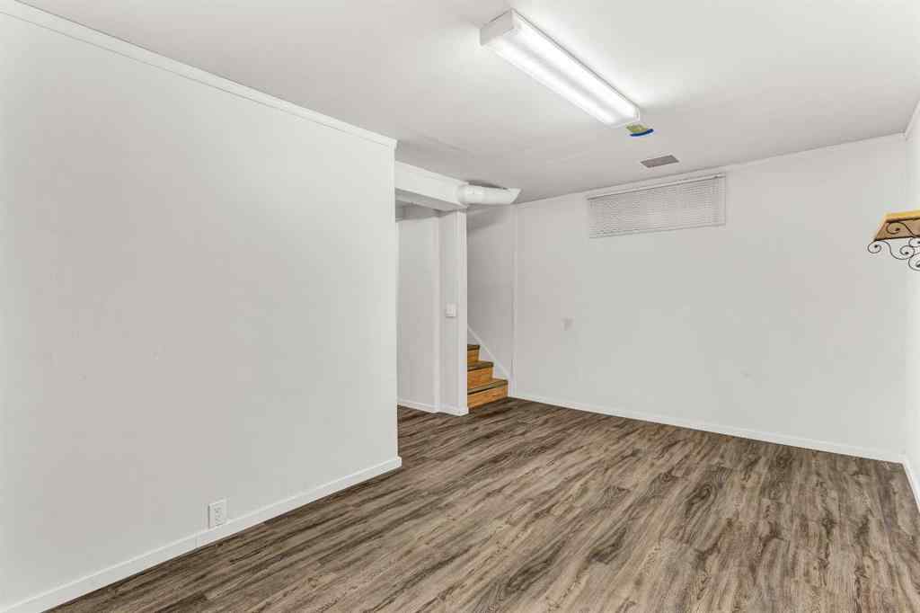 MLS® A2260534 - 116 Shawmeadows Road SW in Shawnessy Calgary, Residential