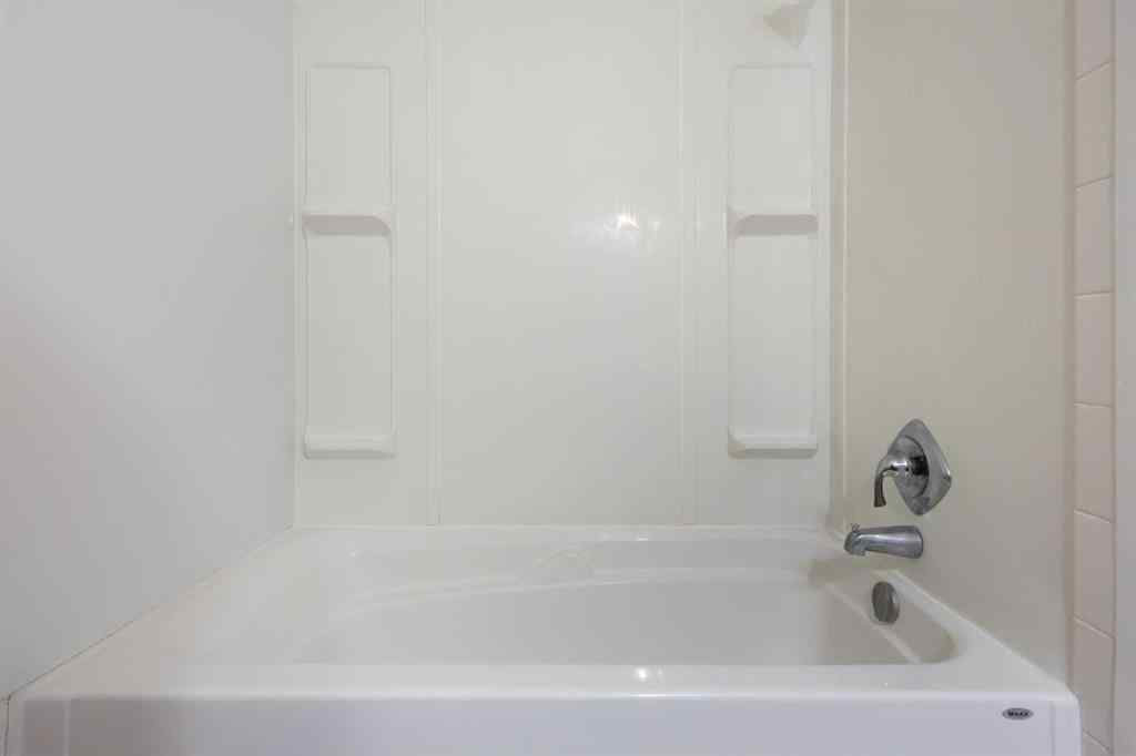 MLS® A2260534 - 116 Shawmeadows Road SW in Shawnessy Calgary, Residential