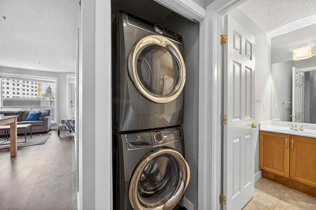 MLS® A2260538 - Unit #107 3412 Parkdale Boulevard NW in Parkdale Calgary, Residential