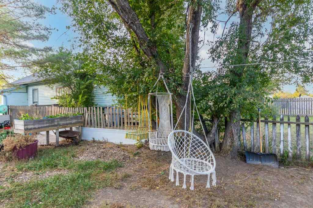 MLS® A2260542 - 117 2 Street W in NONE Lashburn, Residential