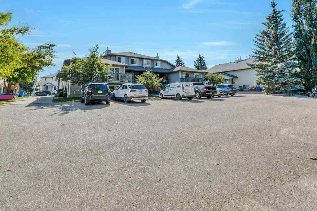 MLS® A2260548 - 29E Wellington Cove  in Westmount_Strathmore Strathmore, Residential