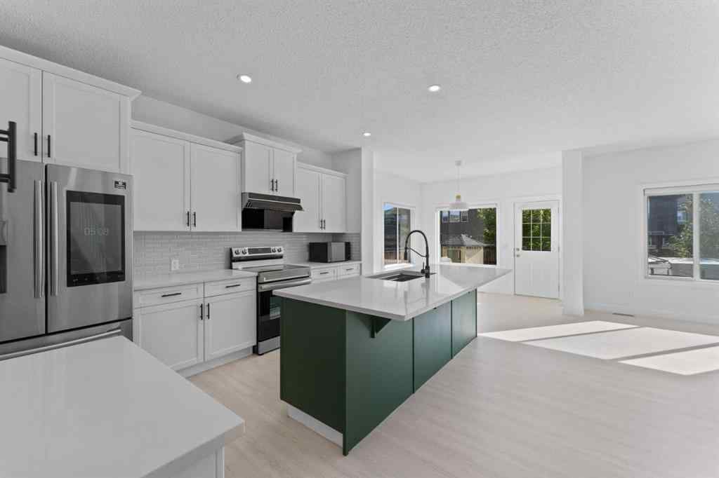 MLS® A2260554 - 363 Evanspark Gardens NW in Evanston Calgary, Residential