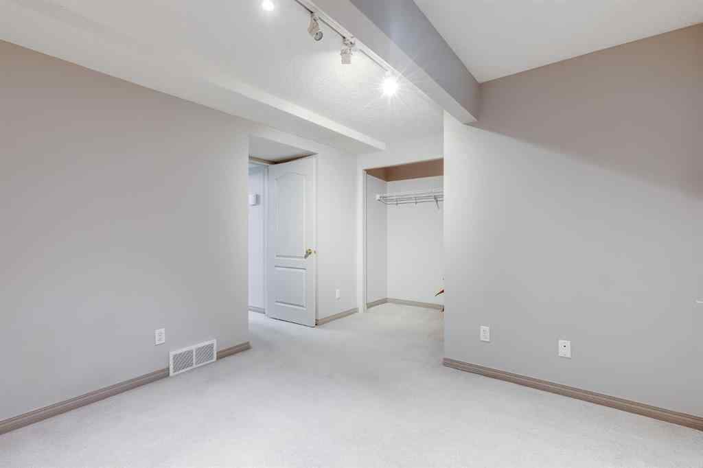 MLS® A2260557 - 55 Prestwick Park SE in McKenzie Towne Calgary, Residential