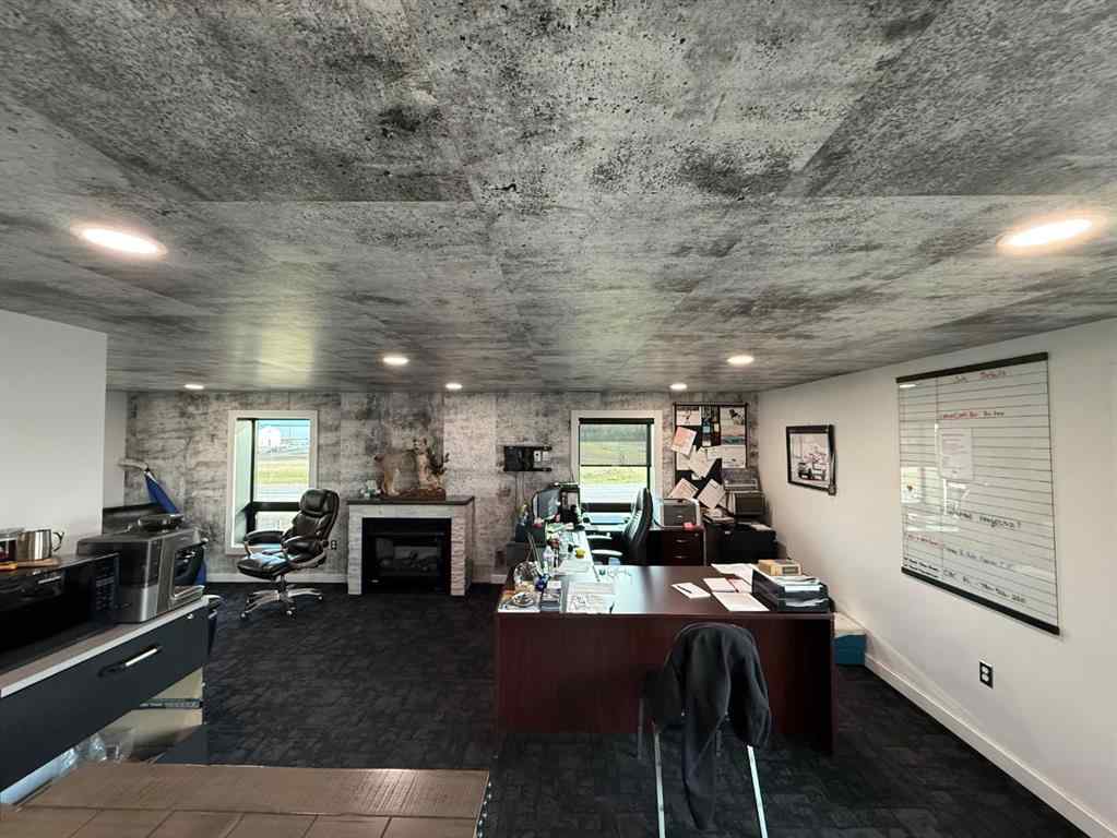 MLS® A2260558 - 9401 98 Street   in NONE La Crete, Commercial