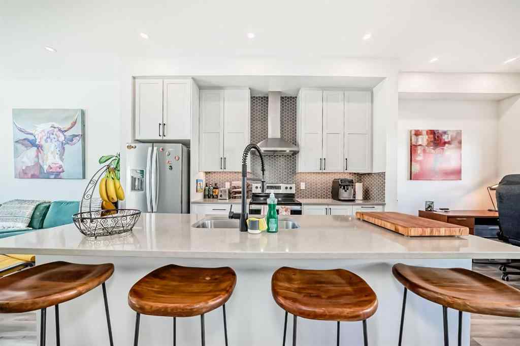 MLS® A2260565 - 158 Les Jardins Park SE in Douglasdale/Glen Calgary, Residential