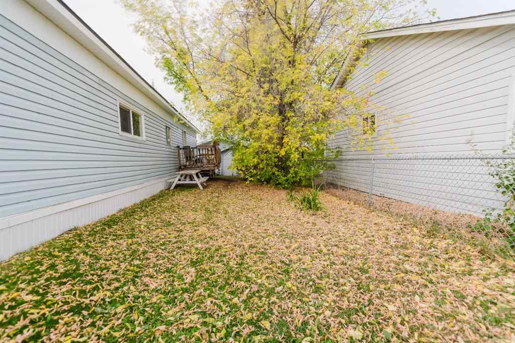 MLS® A2260567 - 9812 99 Street  in NONE Wembley, Residential