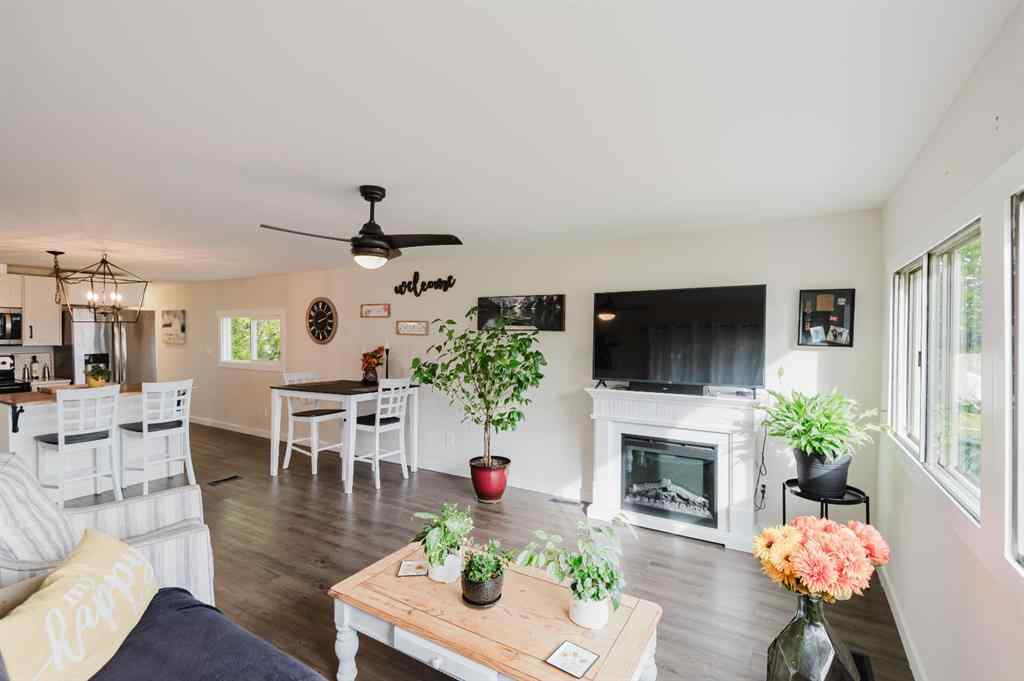 MLS® A2260567 - 9812 99 Street  in NONE Wembley, Residential