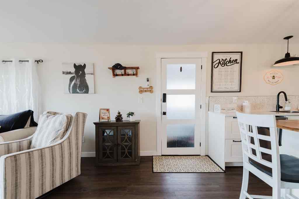 MLS® A2260567 - 9812 99 Street  in NONE Wembley, Residential