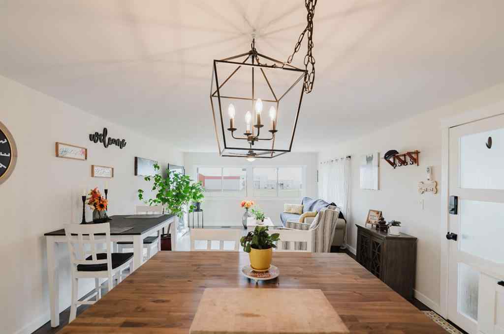 MLS® A2260567 - 9812 99 Street  in NONE Wembley, Residential