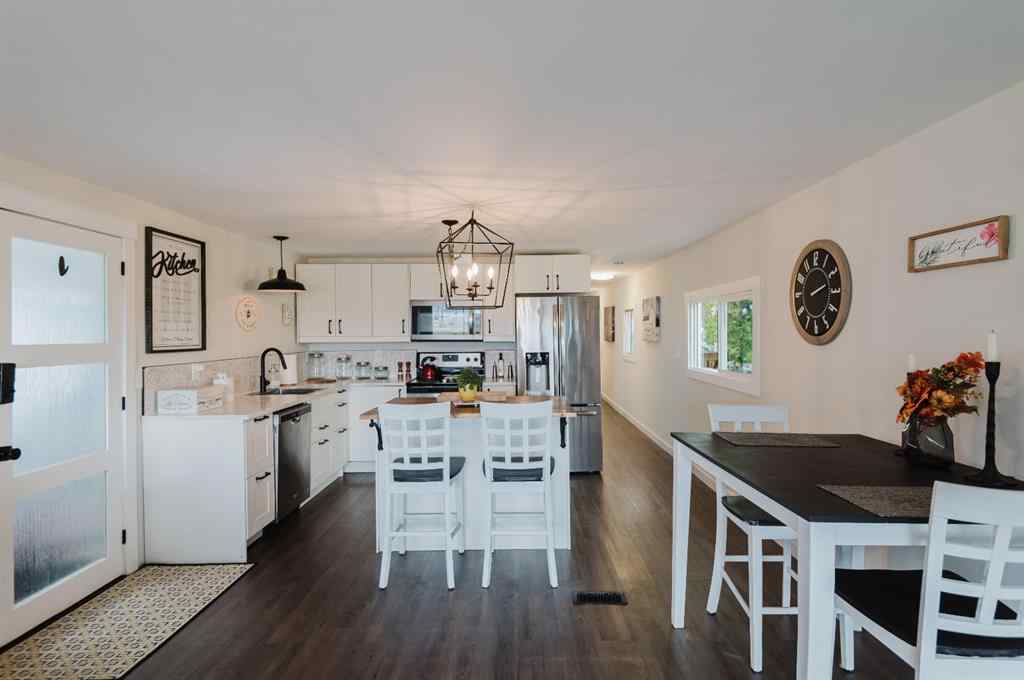 MLS® A2260567 - 9812 99 Street  in NONE Wembley, Residential