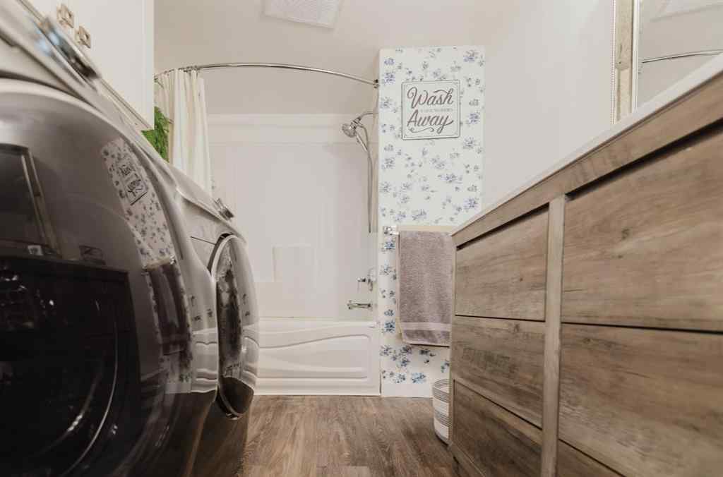 MLS® A2260567 - 9812 99 Street  in NONE Wembley, Residential