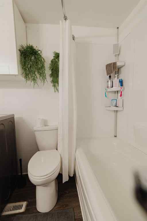 MLS® A2260567 - 9812 99 Street  in NONE Wembley, Residential