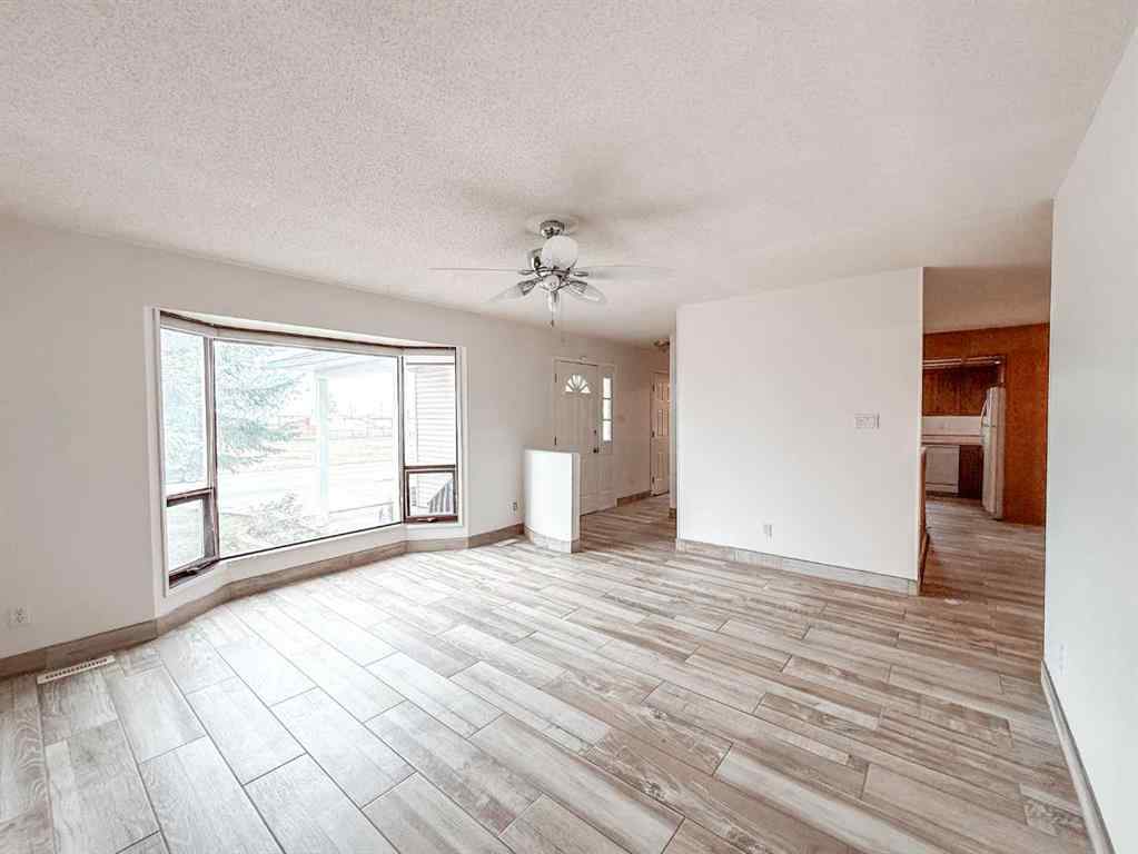 MLS® A2260570 - 4415 46 Avenue  in NONE Rycroft, Residential