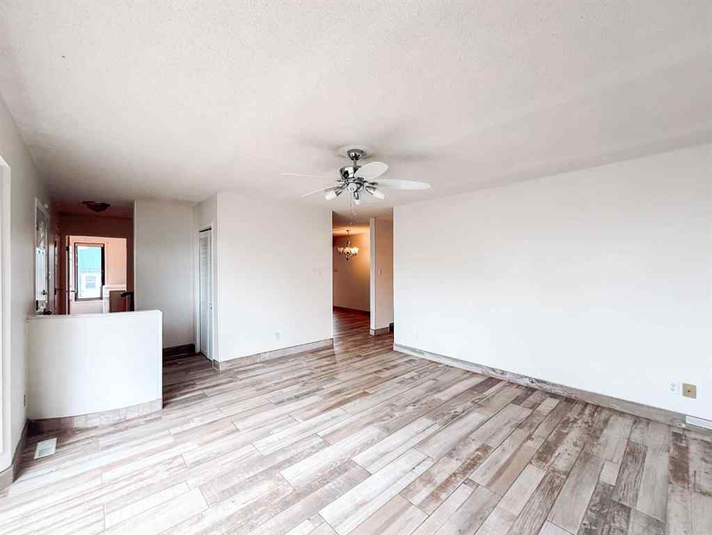 MLS® A2260570 - 4415 46 Avenue  in NONE Rycroft, Residential