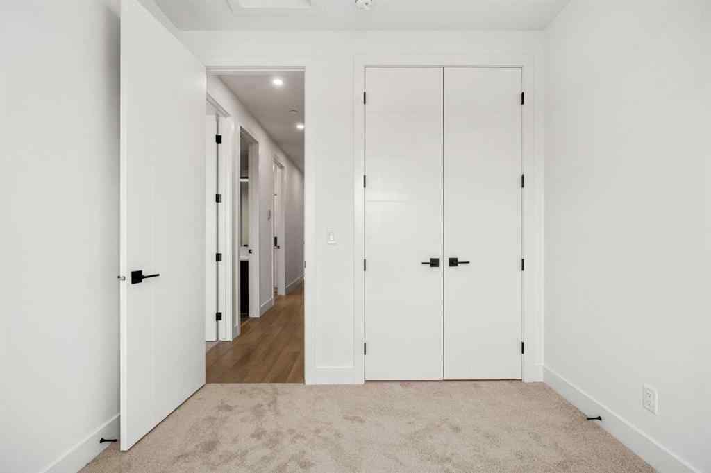 MLS® A2260575 - 16 Greenwich Heath NW in Greenwood/Greenbriar Calgary, Residential