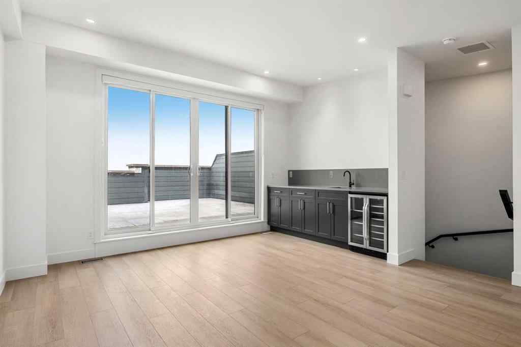 MLS® A2260575 - 16 Greenwich Heath NW in Greenwood/Greenbriar Calgary, Residential