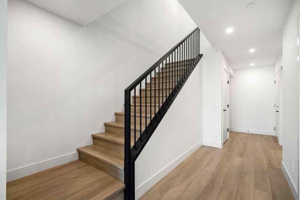 MLS® A2260575 - 16 Greenwich Heath NW in Greenwood/Greenbriar Calgary, Residential