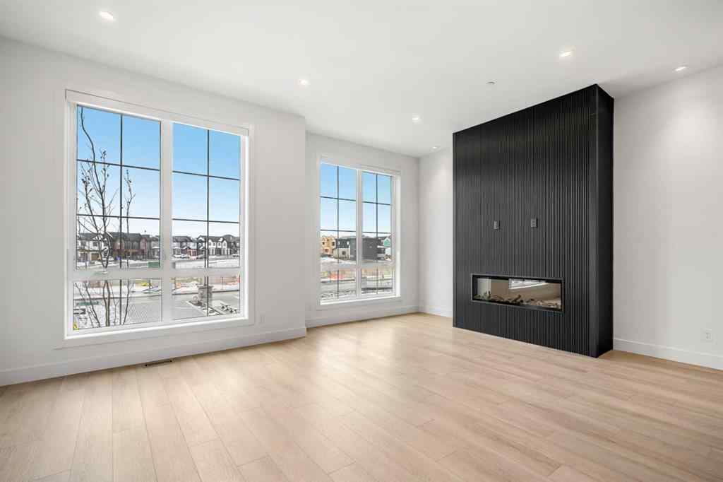 MLS® A2260575 - 16 Greenwich Heath NW in Greenwood/Greenbriar Calgary, Residential