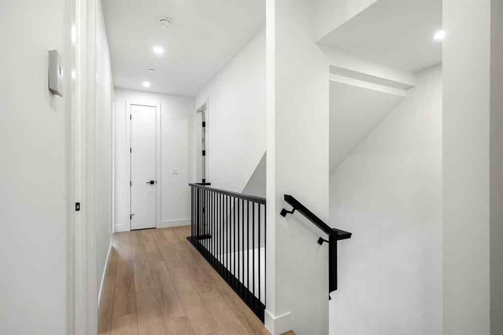 MLS® A2260575 - 16 Greenwich Heath NW in Greenwood/Greenbriar Calgary, Residential