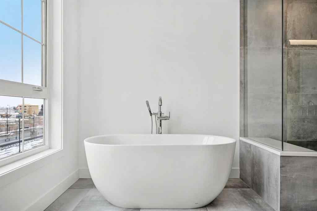 MLS® A2260575 - 16 Greenwich Heath NW in Greenwood/Greenbriar Calgary, Residential