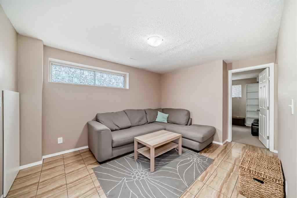 MLS® A2260578 - 8432 Berkley Road NW in Beddington Heights Calgary, Residential