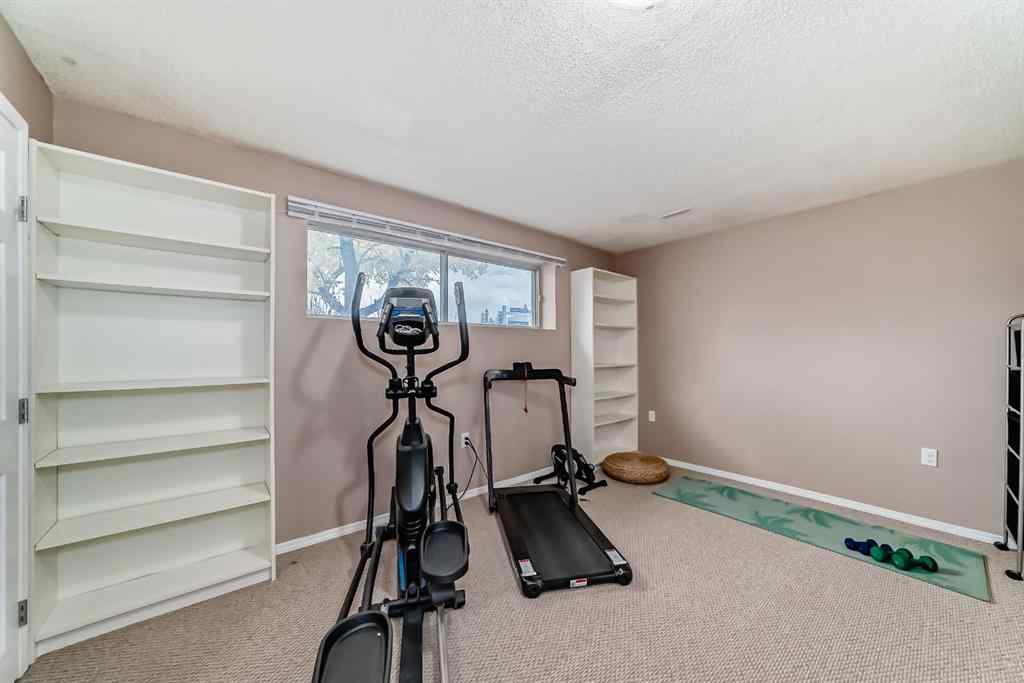 MLS® A2260578 - 8432 Berkley Road NW in Beddington Heights Calgary, Residential