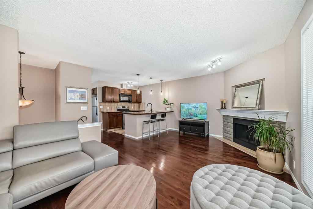 MLS® A2260578 - 8432 Berkley Road NW in Beddington Heights Calgary, Residential