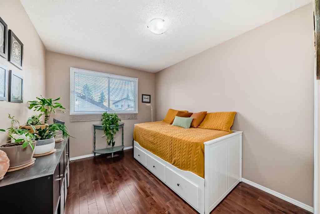 MLS® A2260578 - 8432 Berkley Road NW in Beddington Heights Calgary, Residential